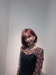 -BULB STUDIO 巴柏明星发型工作室