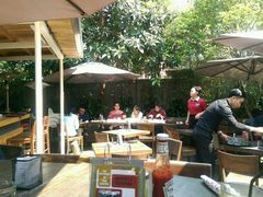 -Geneva日内瓦餐厅(西郊宝成花苑店)