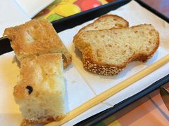 餐前面包蒜黄油-安妮意大利餐厅(望京店)