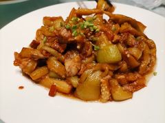 酱肉烧茄子-泉畔人家·老济南经典鲁菜(大明湖店)