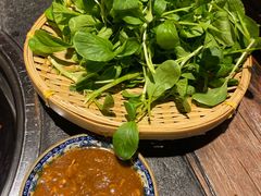 -大匠工房古船木艺术餐厅·猪肚鸡专门店(长白仙岛店)