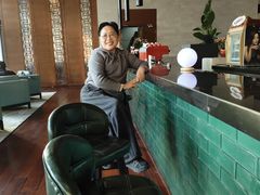 -梁鸿湿地丽笙度假酒店大堂吧