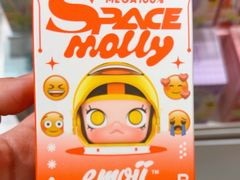 -泡泡玛特POPMART(上海环球港店)