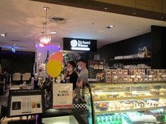 门面-查理布朗烘焙屋(信义店)