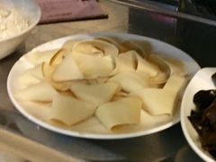 鲜豆皮-古今一家火锅(三台店)