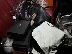-星裳二手奢侈品回收鉴定(新华路店)