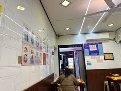 -覃肥叔桂林米粉(粮道街店)