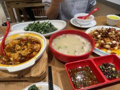 -张太婆老妈蹄花川菜馆·中华餐饮老字号(望平街店)