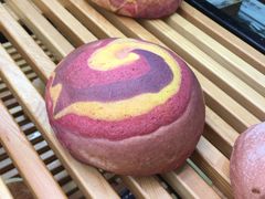 -焙丽拾光(麦凯乐直营店)