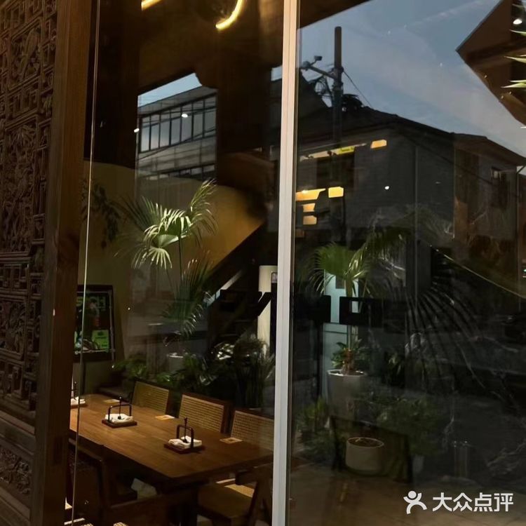 安吉DIMO探店：体验不一样的咖啡店