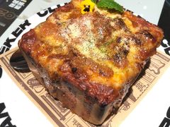 澳门厚切猪扒焗饭-開籠雀冰室(同和金铂店)