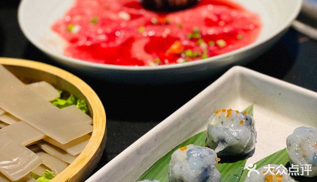 怎么知道我都爱！终于等到猪肚鸡和成都火锅拼锅咯