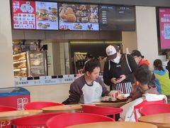 -肯德基(彩云城店)