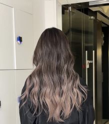 -Hello Lady发型设计