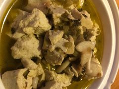 雪菜蘑菇烧豆腐-宝翠花园餐厅(沙湖店)