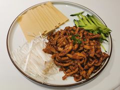 京酱肉丝-北平楼·烤鸭·北京菜(牡丹园店)