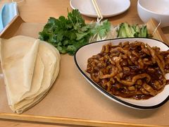 -关东小磨东北菜(上海长风大悦城店)