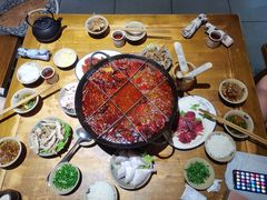 -白乐天毛肚火锅馆(解放碑店)
