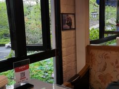 靠窗位-兰桂坊·花园餐厅(西湖店)