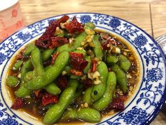 -江城燕子大排档(江汉路步行街店)