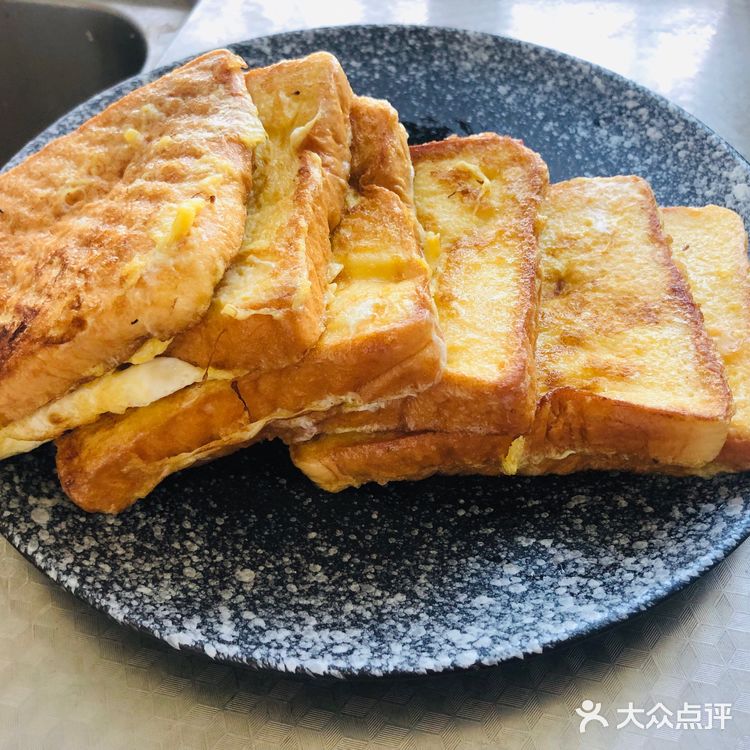 好吃又营养，懒人版的早餐！鸡蛋煎吐司