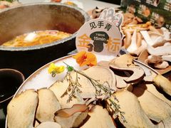 -芸山季·云南山珍菌火锅(南翔印象城MEGA店)