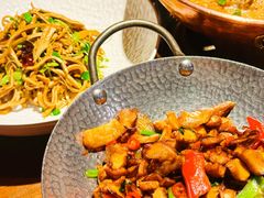 -雀舞云南菜(天津天河城购物中心店)