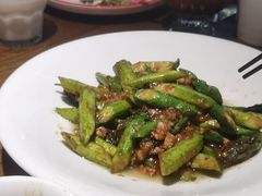-新白鹿餐厅(滨江银泰店)