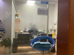 -上海大学附属上海和平眼科医院