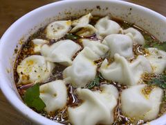 酸汤牛肉水饺-回坊马二饺子馆
