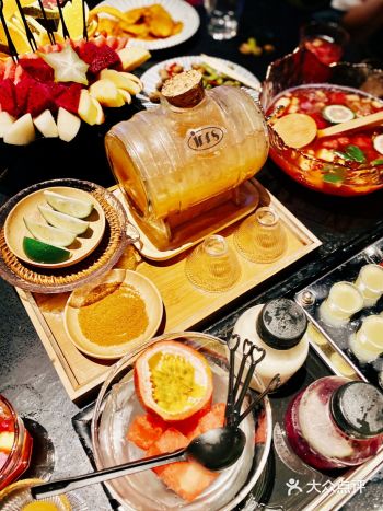 Inns.liveH|主打的雪梨桶鸡尾酒热带shot