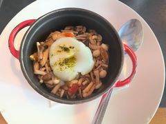 葱香炒蘑菇-LA  PETANQUE(泰安路店)