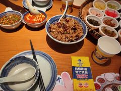 -包整·丝娃娃(一览甲秀楼风景店)