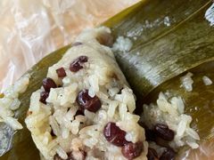 红豆腊肉粽子-叶婆婆豆浆馍馍