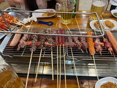 -哈尔滨小酒馆·鲜肉现穿自助烧烤(康新花园店)