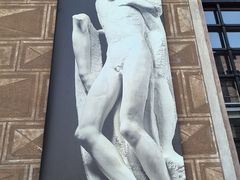 -斯福尔扎古堡