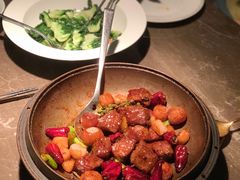 石锅花椒牛小排-新荣记(BFC外滩金融中心店)