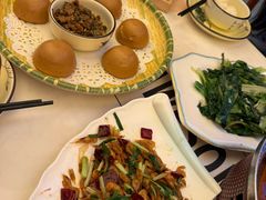 -刘姐啤酒鱼民族演艺餐厅(西街总店)