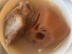 排骨莲藕汤-亢龙太子酒轩(东湖店)