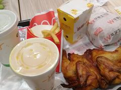 -肥肥虾庄·金牌油焖大虾(杨园滨江时代walk店)