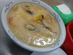 -明记烧鱼美味店