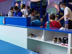 -蓝精灵乐园·世茂精灵之城主题乐园
