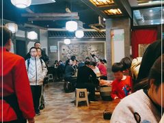 大堂-王明古法砂锅居(开化寺店)