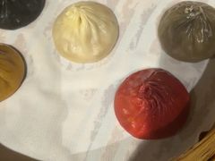 -乐忻皇朝(上海中心大厦店)