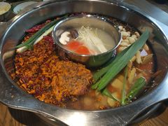 -周幺妹重庆老火锅(银泰城总店)