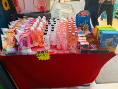 -全家便利店(江湾镇站店)