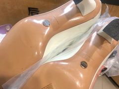 -爱革·洗衣改衣·洗鞋修鞋·洗包修包·奢侈品护理(宝地广场店)