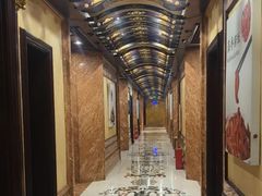 -皇宫大酒店