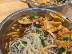 -柳州肥姨妈大骨螺蛳粉(沙河店)