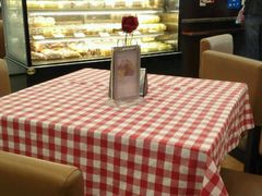 -红宝石·鲜奶小方·海派西点房(浦三店)